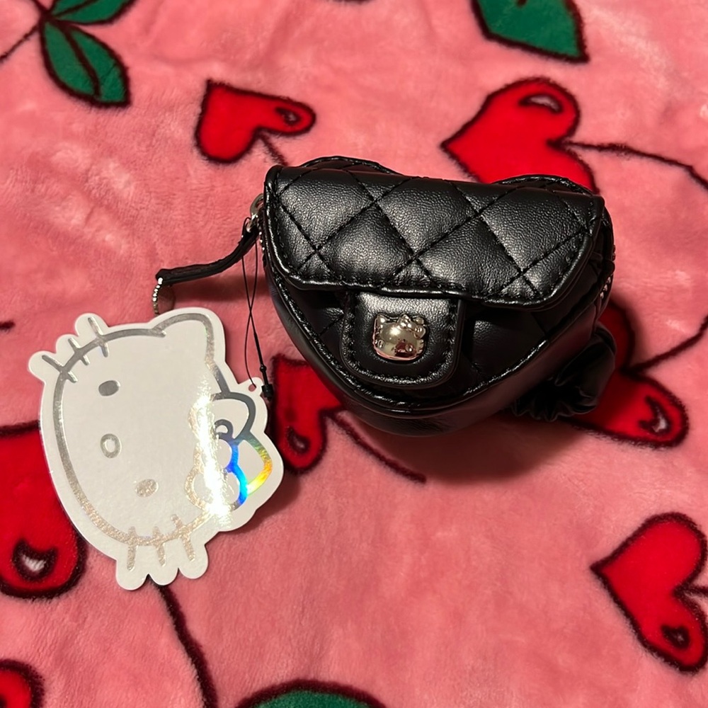 Hello kitty mini ankle or wrist wallet! Mini purse.